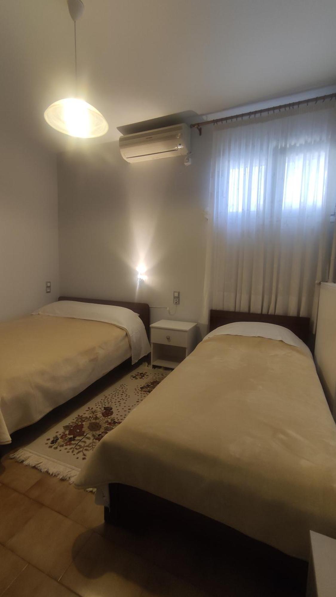 Eleni'S Rooms Ioannina Exterior photo